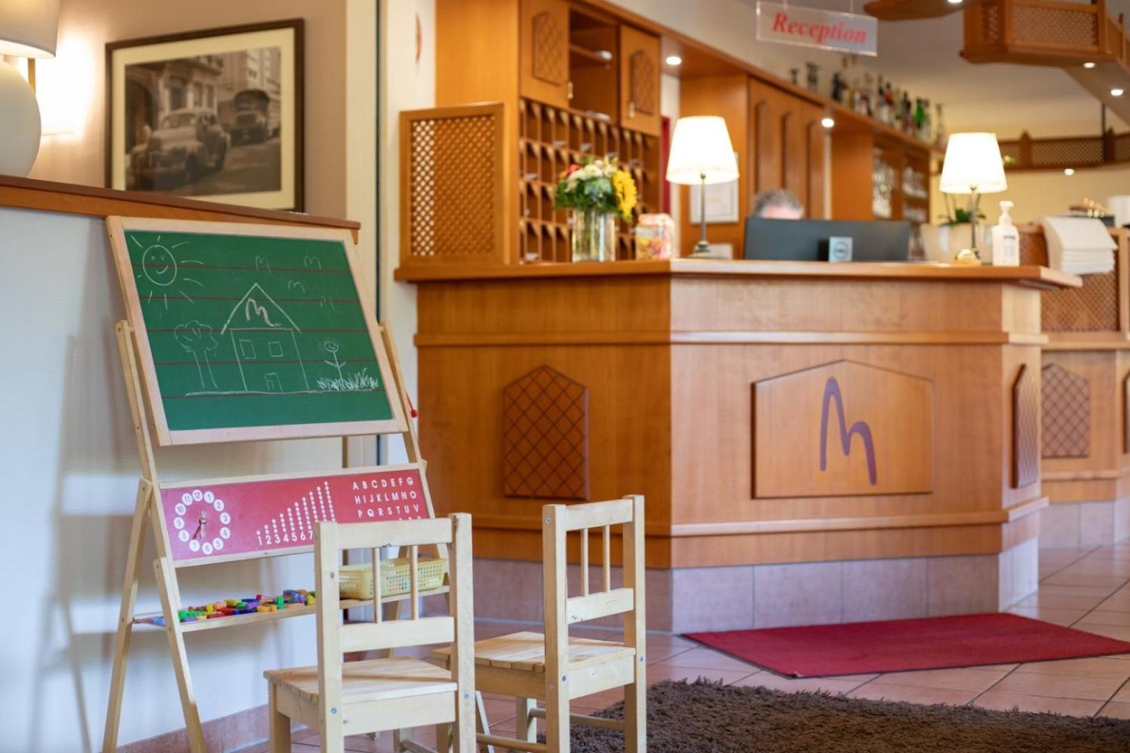 Montana Hotel Senden Eksteriør billede